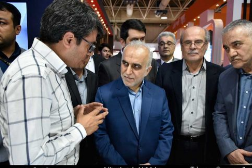 Presenting the Moein monitoring system at the Iran Elecomp exhibition